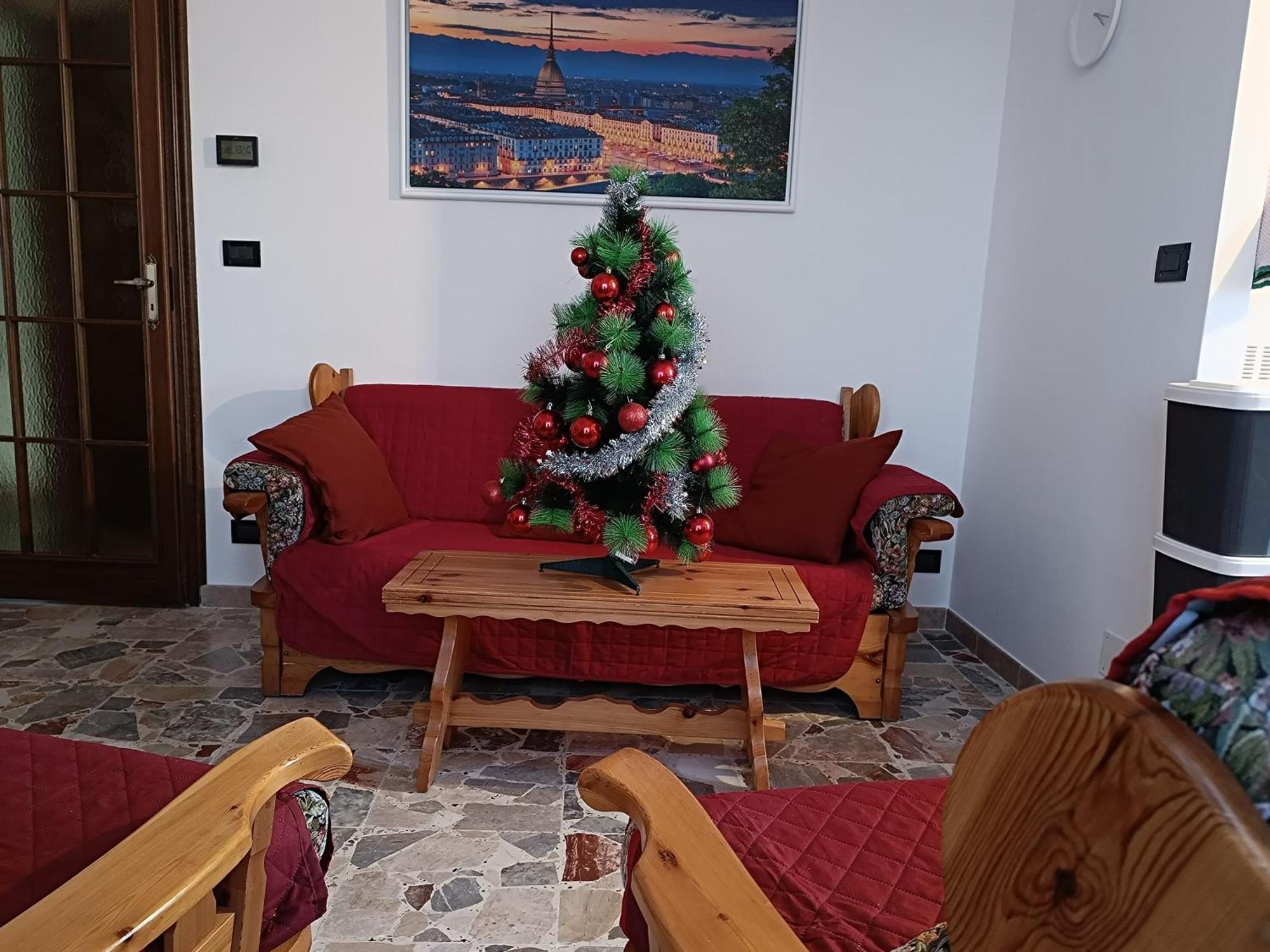 Grazioso Bilocale Merlino, Luminoso Con Vista Santuario, Wifi Giaveno المظهر الخارجي الصورة